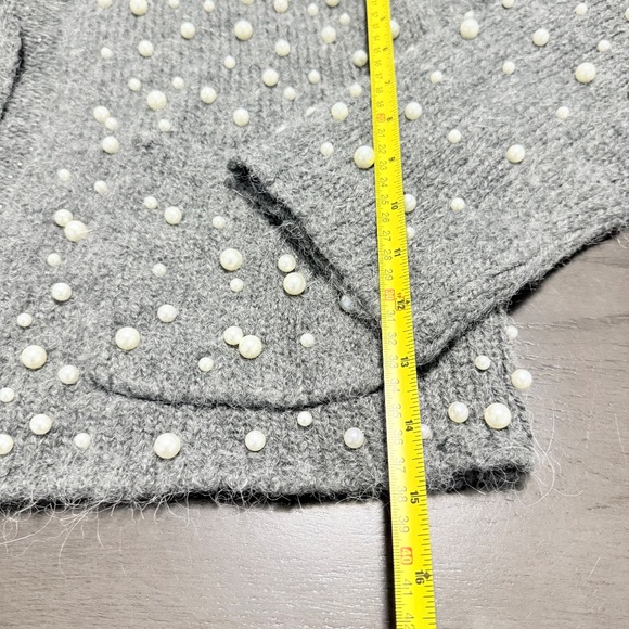 ZARA GREY WOOL ALPACA KNIT CROP CARDIGAN WITH FAUX PEARLS LAPEL COLLAR SIZE S - Picture 7 of 10